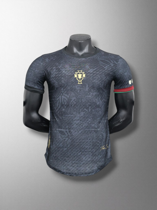 Portugal Deluxe Shirt - Limited Ronaldo Editie
