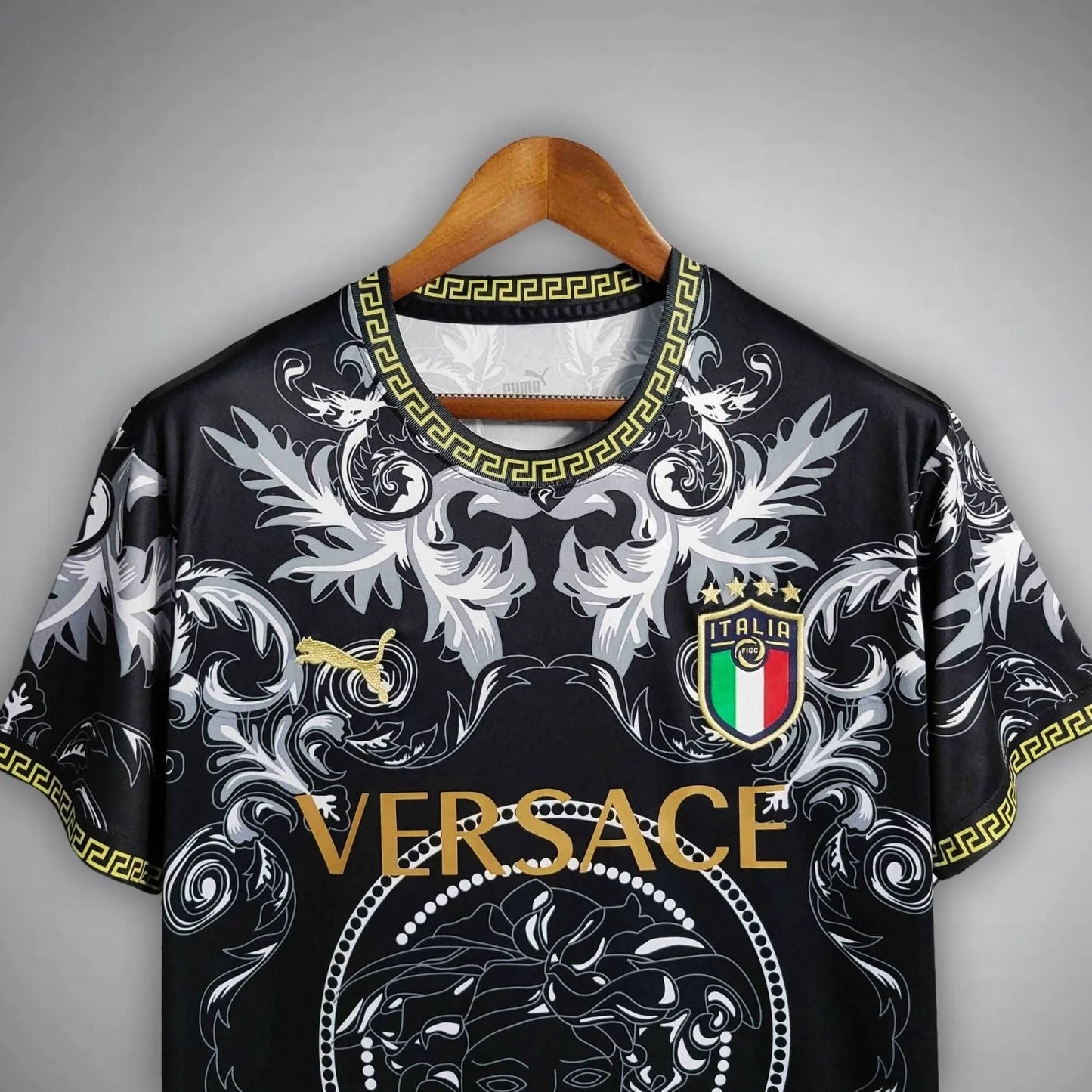 Italië - Limited Concept Versace Black